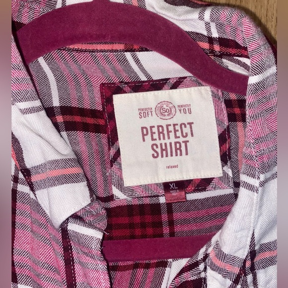 Red and White Plaid Cotton Long Sleeve Flannel - Picture 4 of 6
